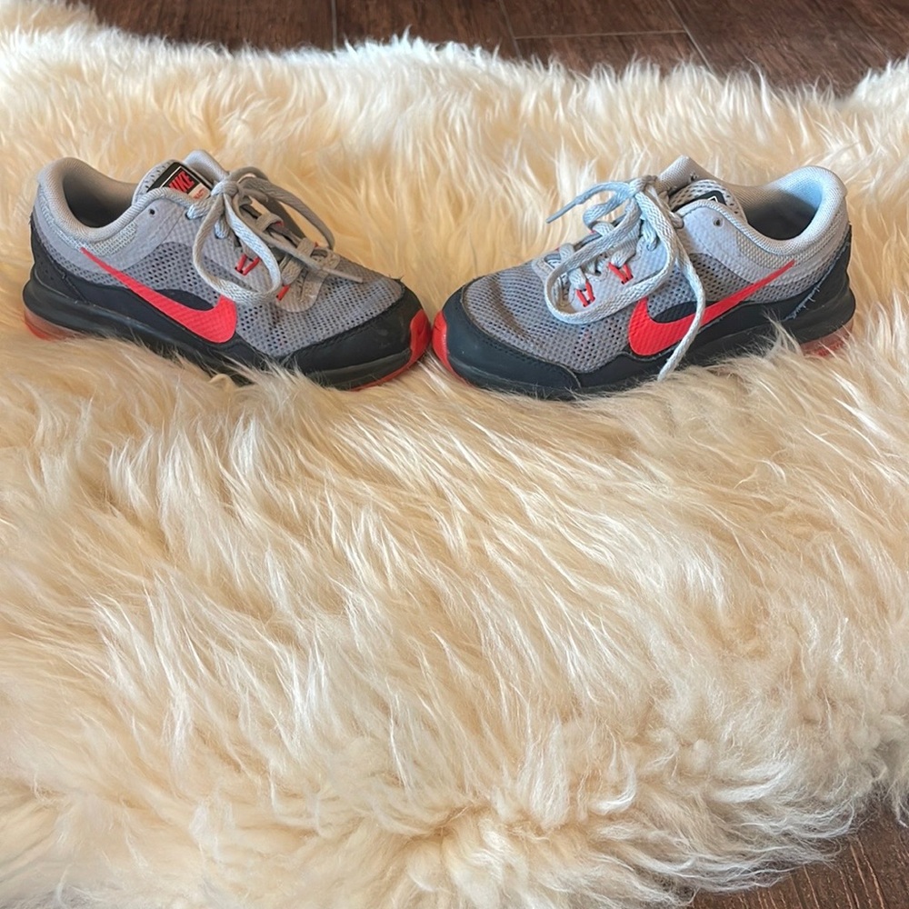 Nike shoes